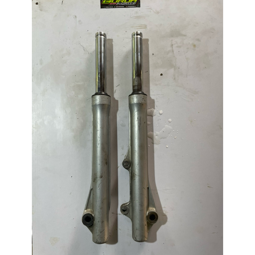 skok depan original supra 125