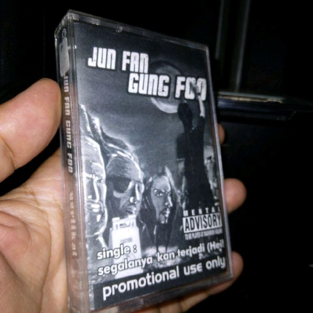 Kaset promotion Jun Fan Gung Foo Segalanya Kan Terjadi ( Hei )