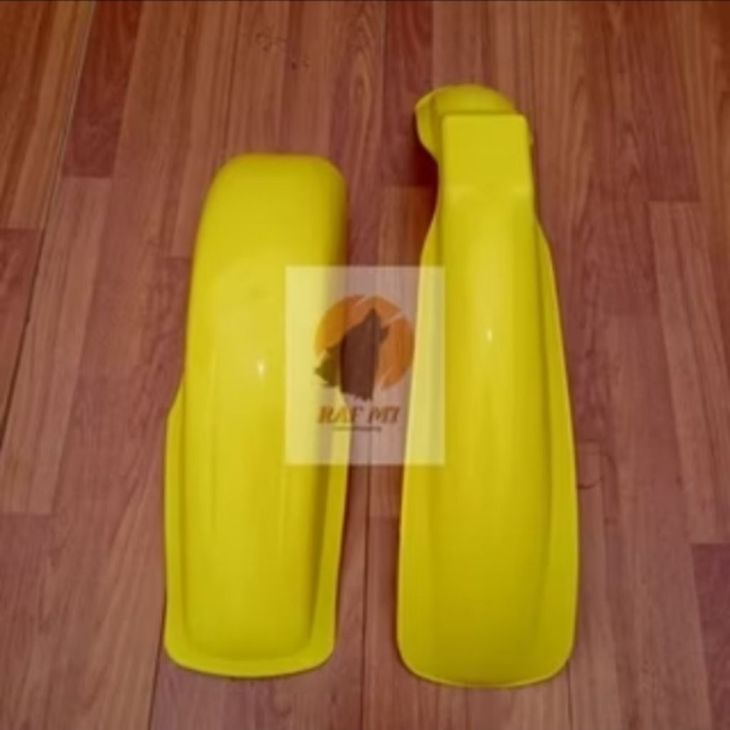 SPAKBOR DEPAN VINTAGE TRAIL TS125 SLEBOR DEPAN VINTAGE TRAIL TS125 SPAKBOR BELAKANG VINTAGE TRAIL TS