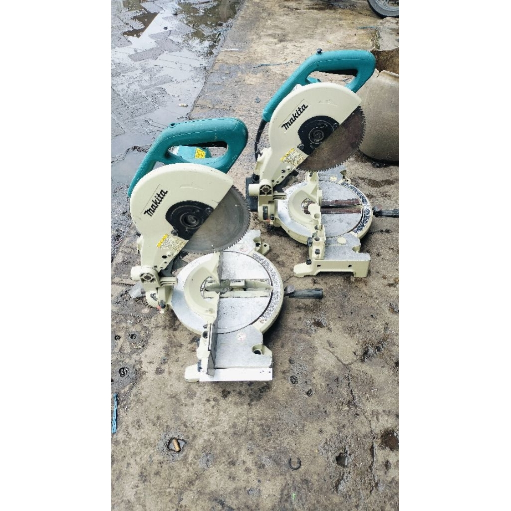 MITER SAW 10 INCH MAKITA LS1040 (SECOND)