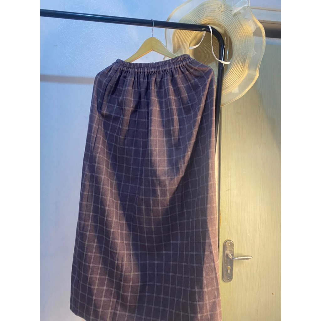 Rok tartan preloved