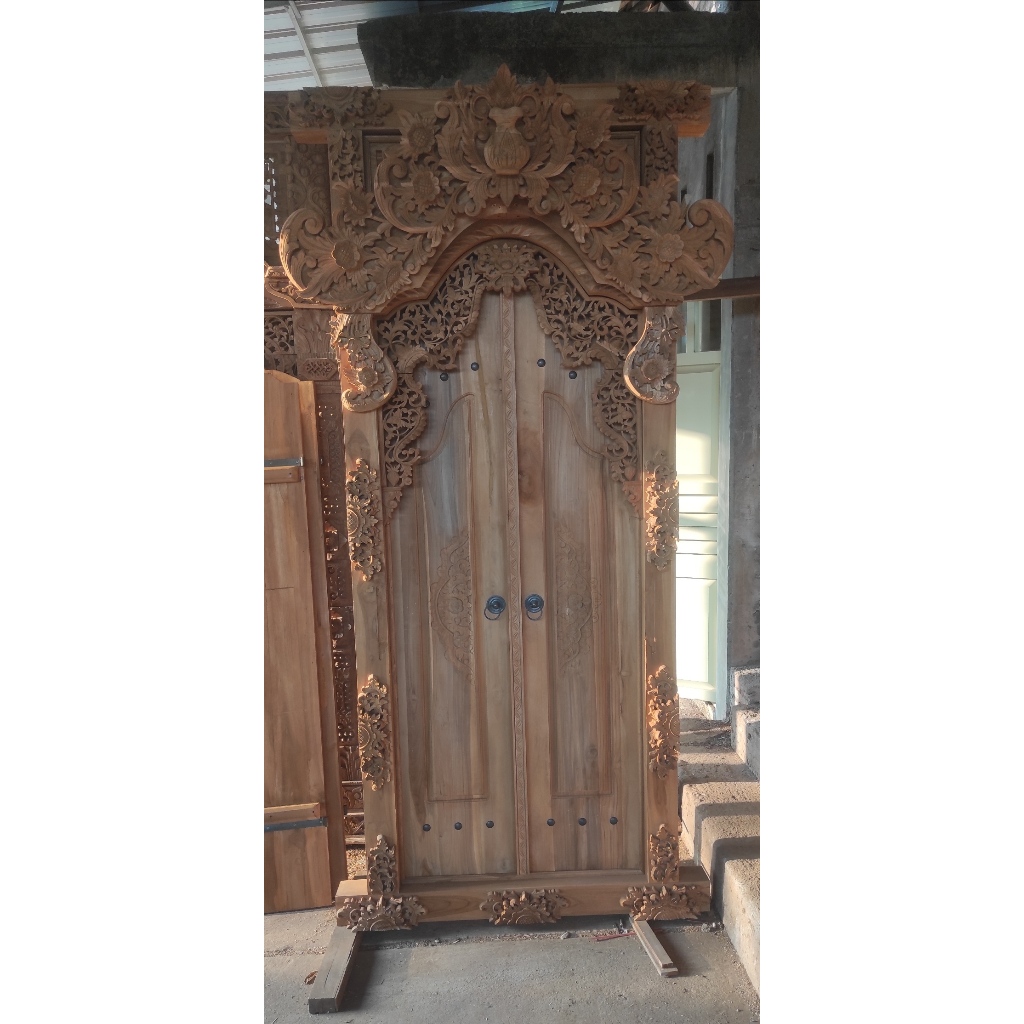 style ukir bali pintu relief