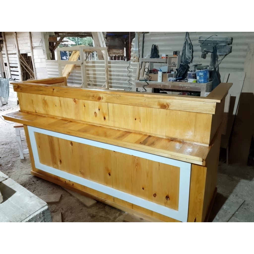 Meja Minibar jatiblanda