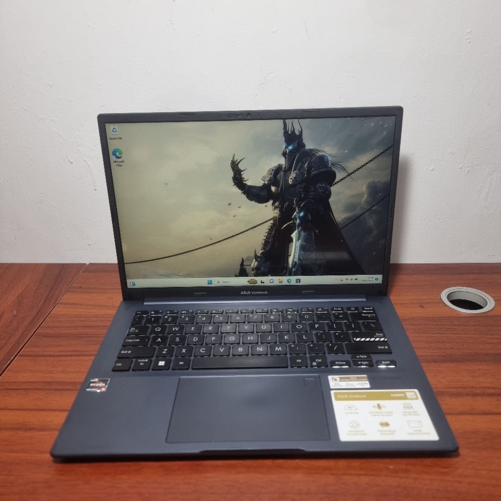 Asus vivobook M1403Q Ryzen 5-5600U