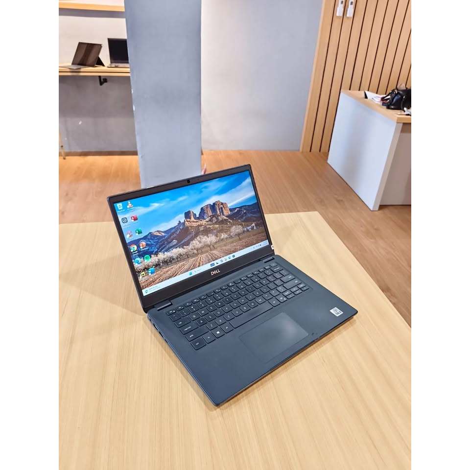 DELL LATITUDE 3410 Core i3 Generasi 10 Ram 8GB SSD 128GB Second Bergaransi