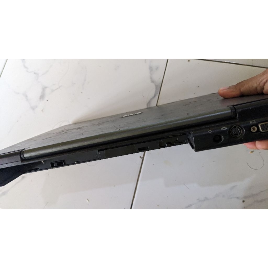 Laptop hp Compaq 6910p minus