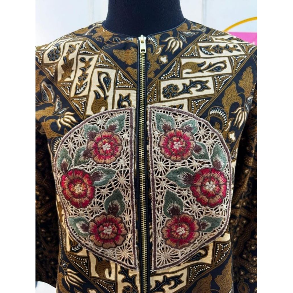 [PREMIUM] Blouse Batik Katun Kombinasi Bordir Bunga - Elegan & Mewah
