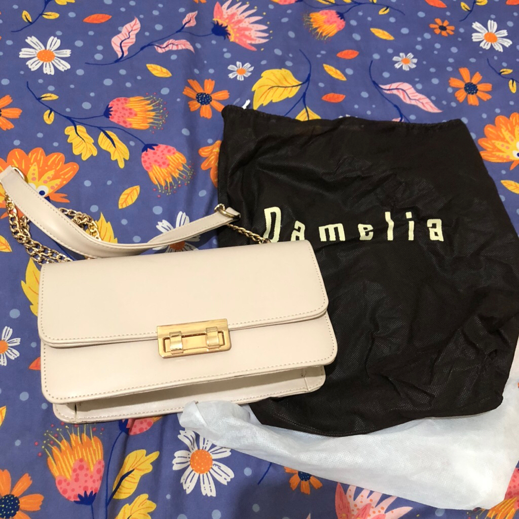 Damelia Celine Bag / Sling Bag Damelia warna ivory