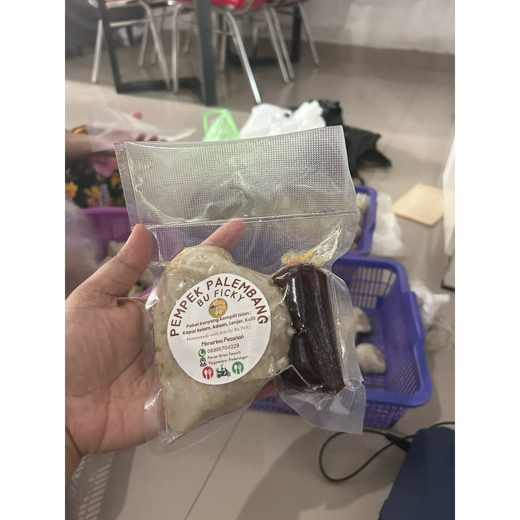 Pempek Kapal Selam Jumbo