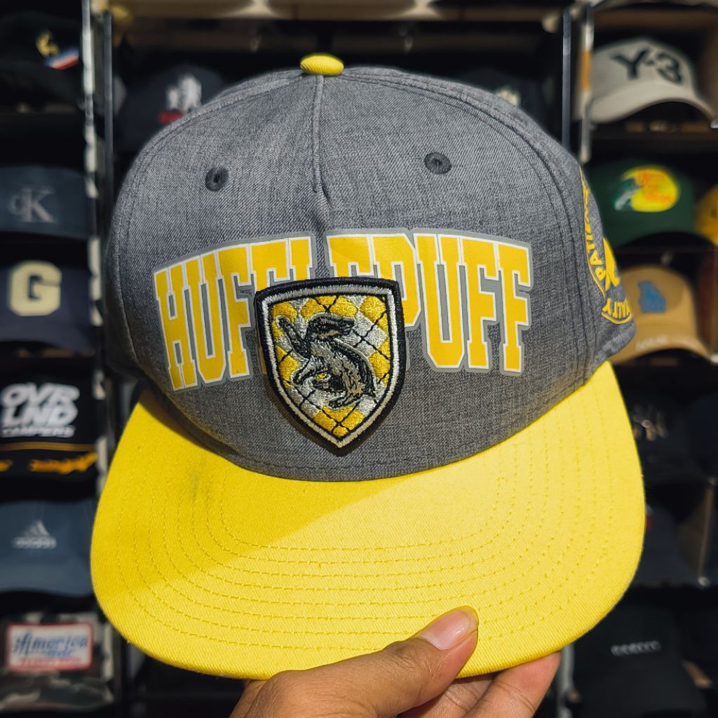 Topi Harry Potter Hufflepuff
