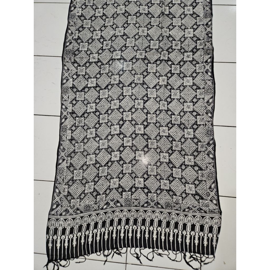 BATIK TULIS LAWAS SELENDANG BATIK