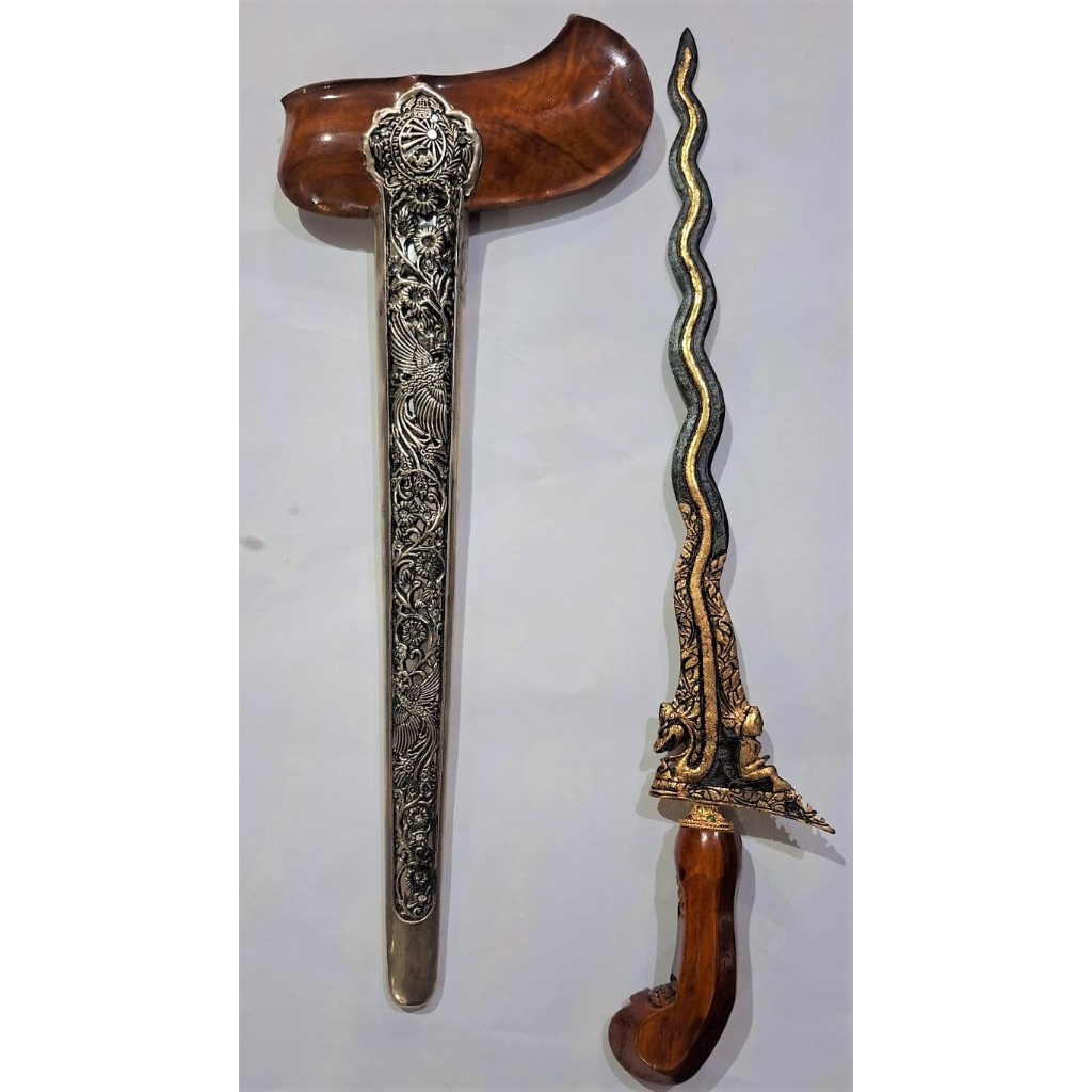 Keris Gayaman rongko Solo bahan Kayu Telesium dhapur nogo sungkem seling putut Kamarogan Topeng Slor