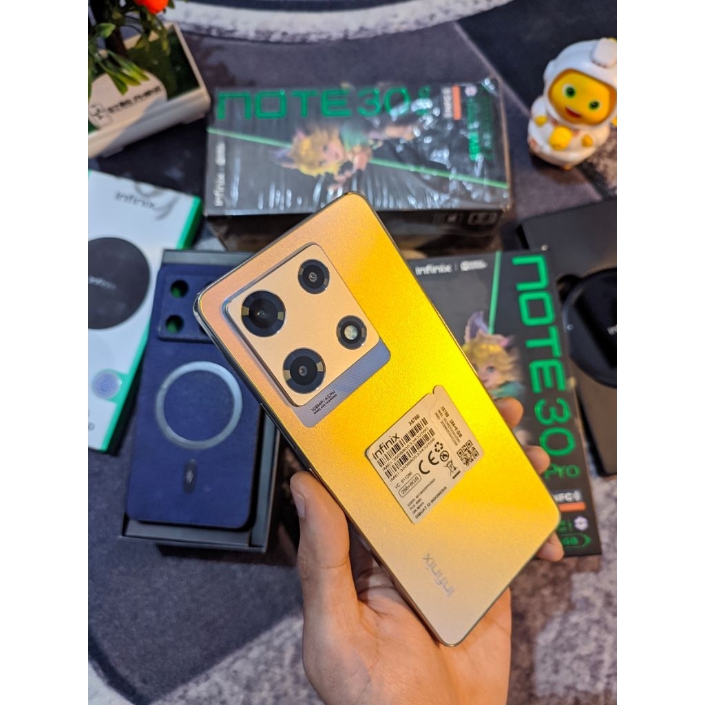 INFINIX NOTE 30 PRO 8/256GB SECOND FULLSET ORIGINAL