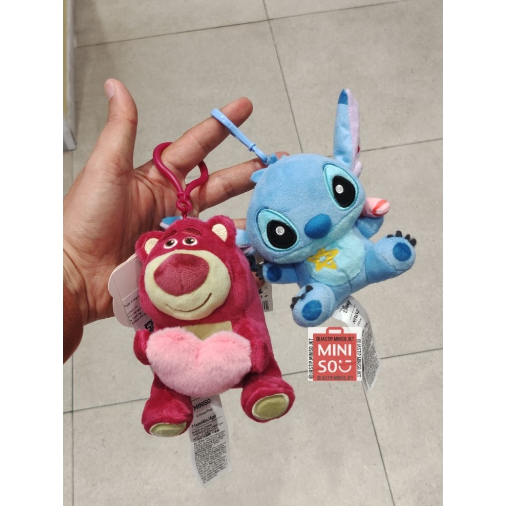 MINISO Hiasan Tas / Gantungan DISNEY STITCH / LOTSO Collection (STITCH CRAYON / LOTSO HEART)