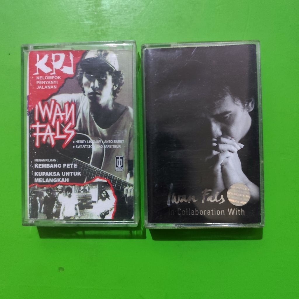 Kaset IWAN FALS Album KPJ & In Collaboration Dijual Paket 2 kaset (For 2 Kaset)