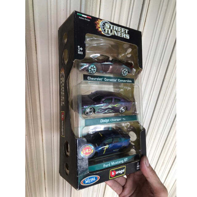 Diecast Bburago set Street tuner 1/43