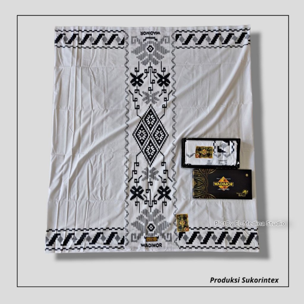 SARUNG WADIMOR DEWASA / WADIMOR BALI 555 TUMPAL KEMBANG MOTIF BATIK TERBARU / SARUNG HITAM BATIK / S