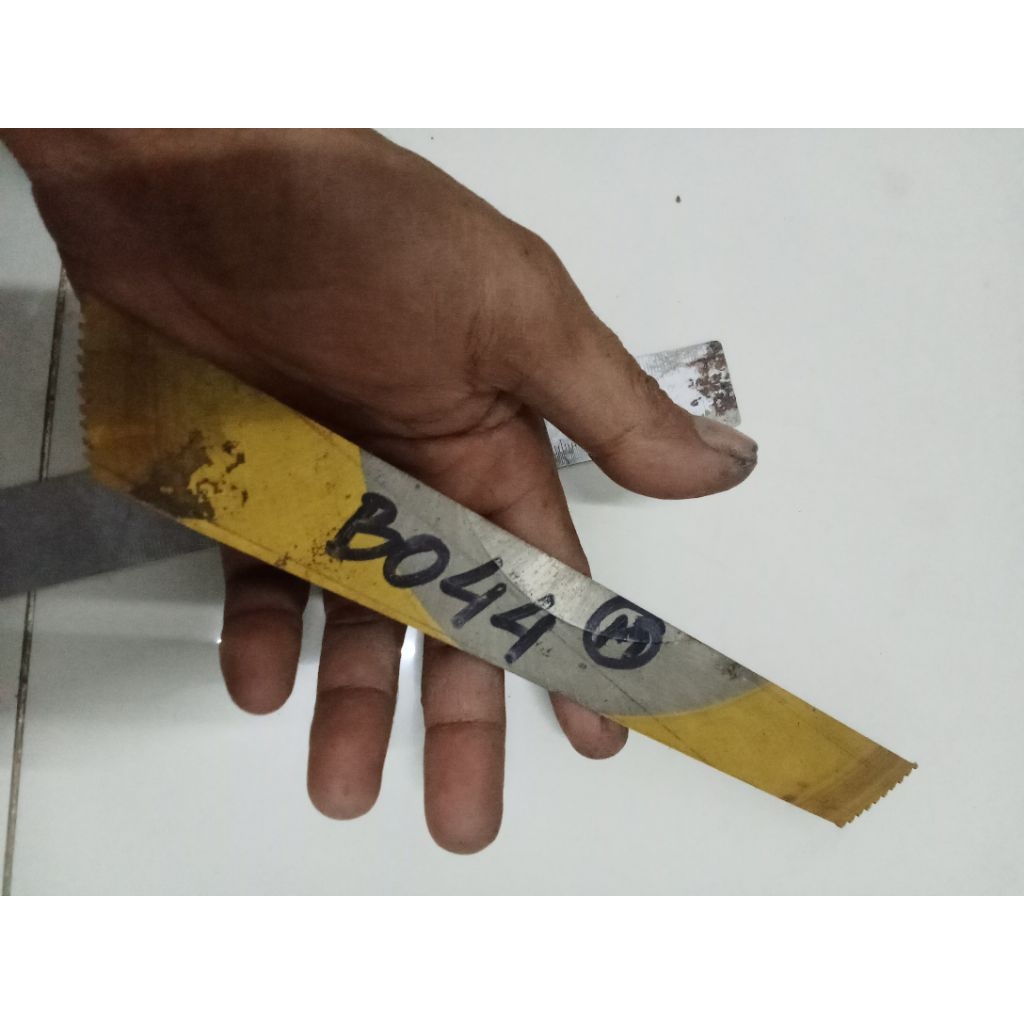 Baja HSS M42 Gold Original Jerman Lebih Keras Tajam Dari Baja HSS DMo5 Bahan Pisau Dapur Mutik Seset