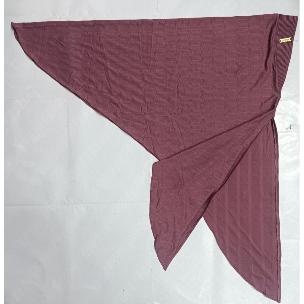 Jilbab Instan Motif Garis Pakai Pet Ukuran L, Jilbab Instan Terbelah