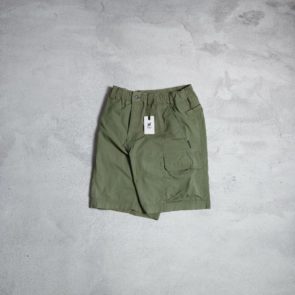 Size S celana pendek taras boulba CP107