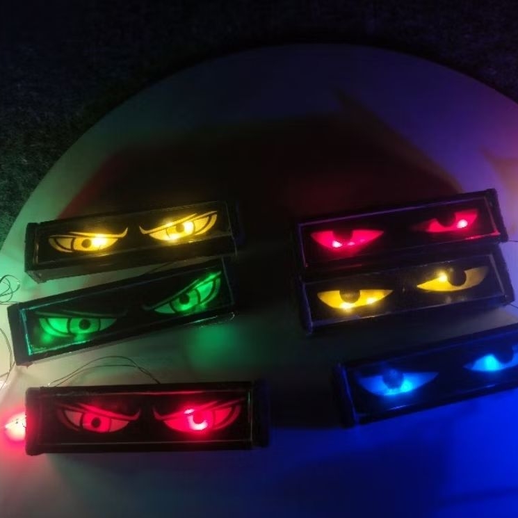 Miniatur lampu strobo mata |  Hiasan Bus dan mobil  | variasi mobil miniatur