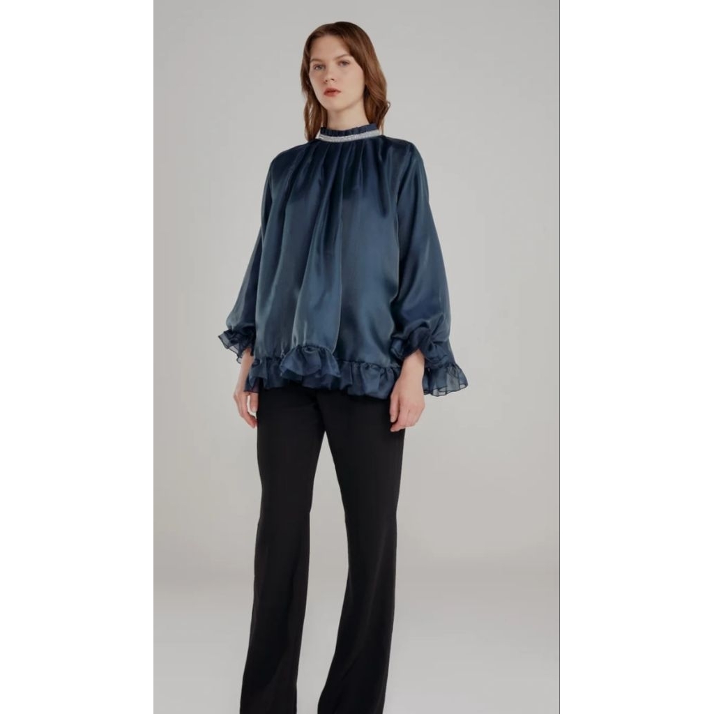 Benang Jarum Melody Ruffle Shirt Navy