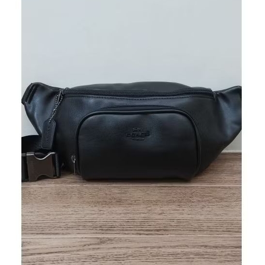 Preloved tas WB Coach