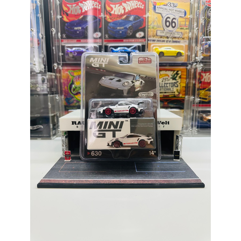 Mini GT No 630 Porsche 911 (922) GT3 RS White with Pyro Red Accent Mijo Exclusive