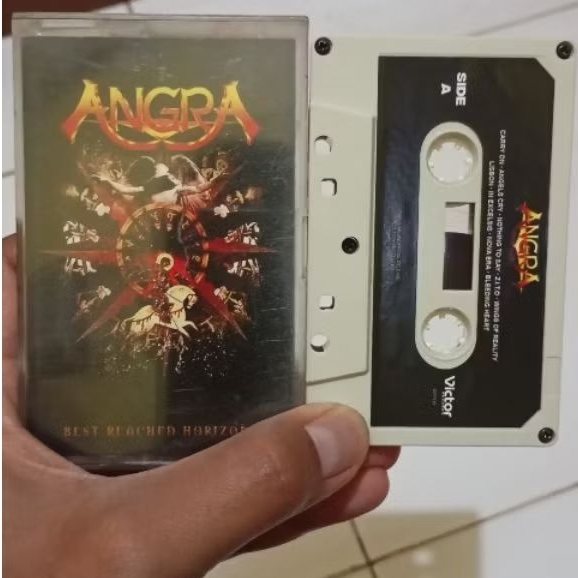 Kaset Pita Angra - The Best Rich