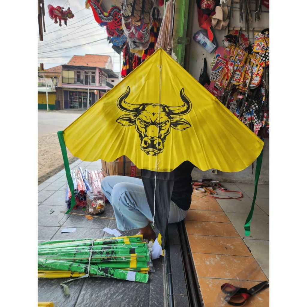 layangan layang-layang kain