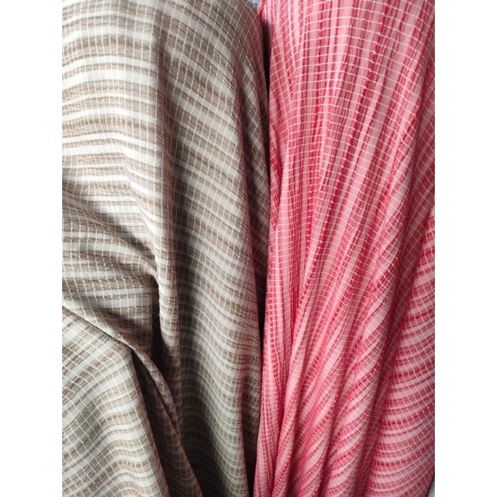 kain lady crush meteran - harga/0,5m  - kain lady crush motif salur - kain lady crush premium - baha