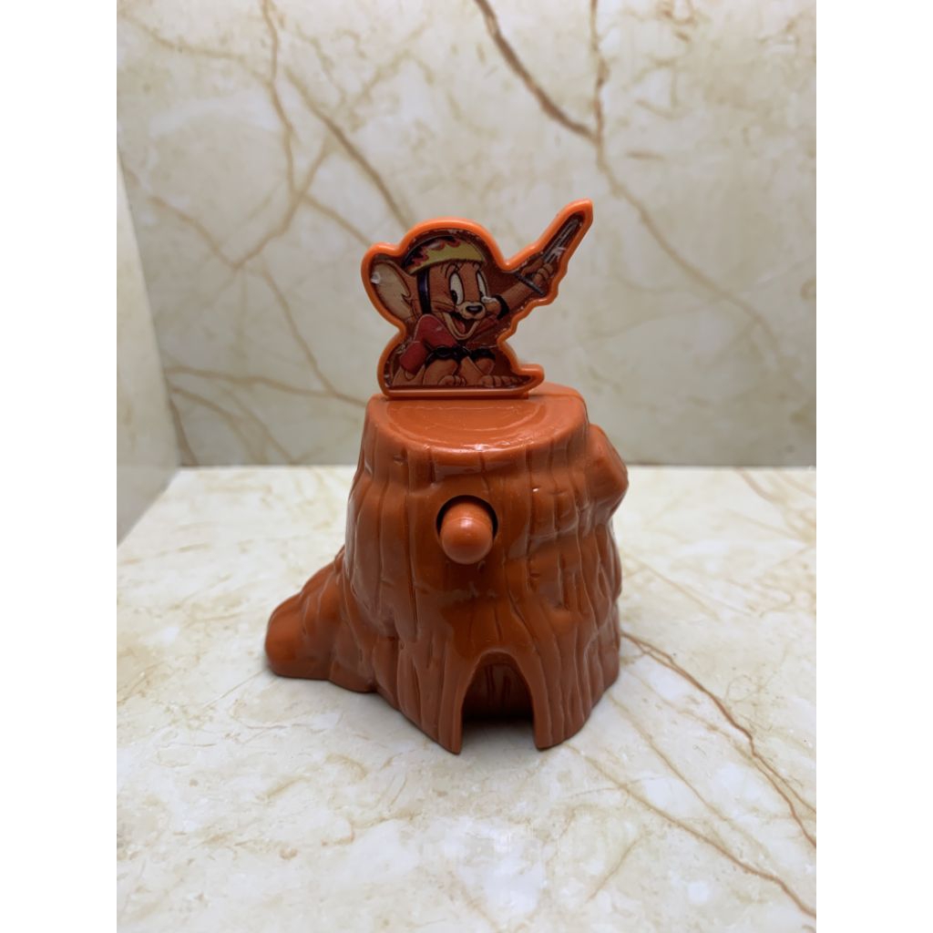 Figure Tom and Jerry Tuffy / Nibbles Tunggul Pohon - Mainan Koleksi Kartun Klasik