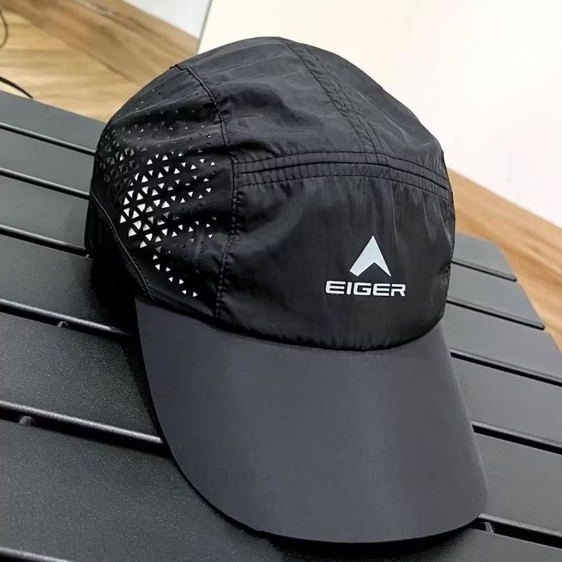 TOPI OUTDOOR PRIA ASCENDING CAP HITAM