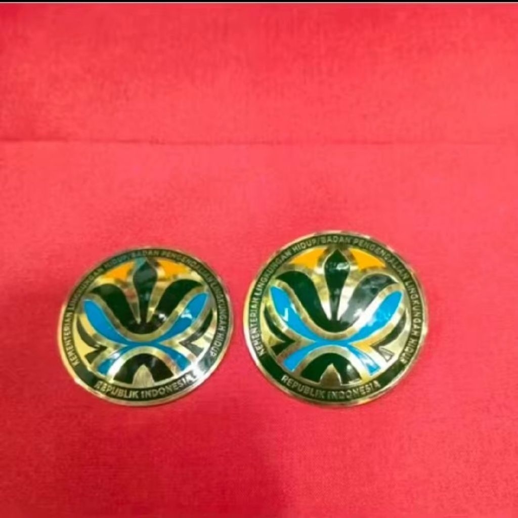 Pin logo Lingkungan hidup / Badan Pengendalian lingkungan hidup