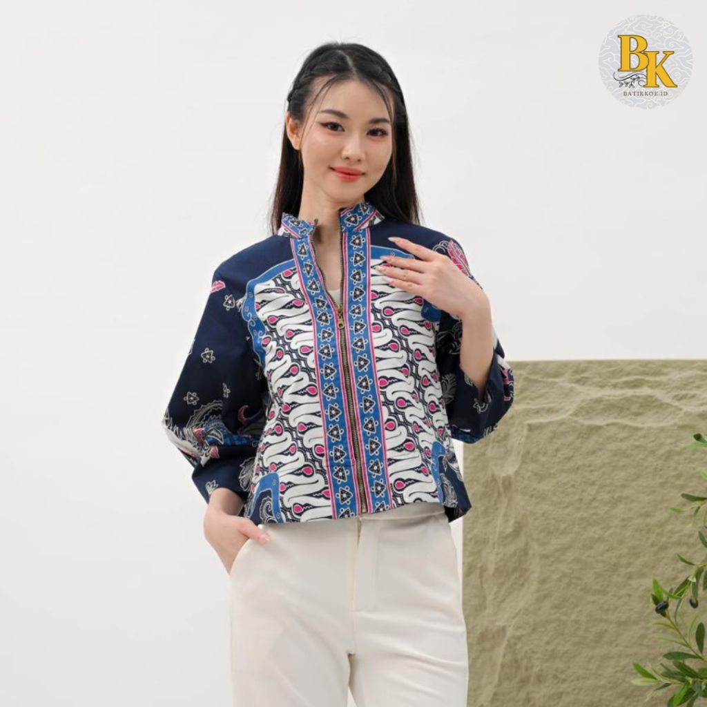 Outer Batik 135 GUS/ Jaket Bomber / Batik Modern / Batik Couple
