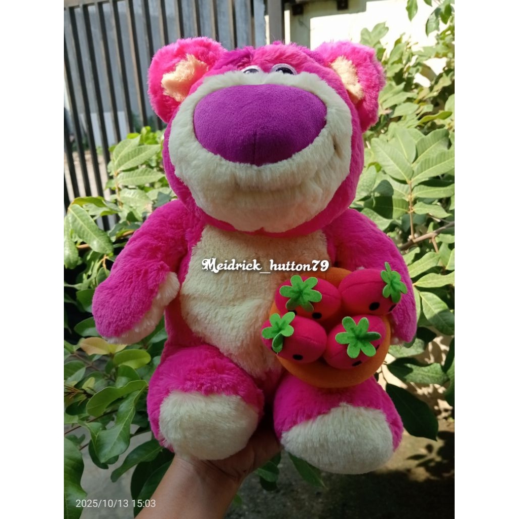 Boneka lotso disney resort