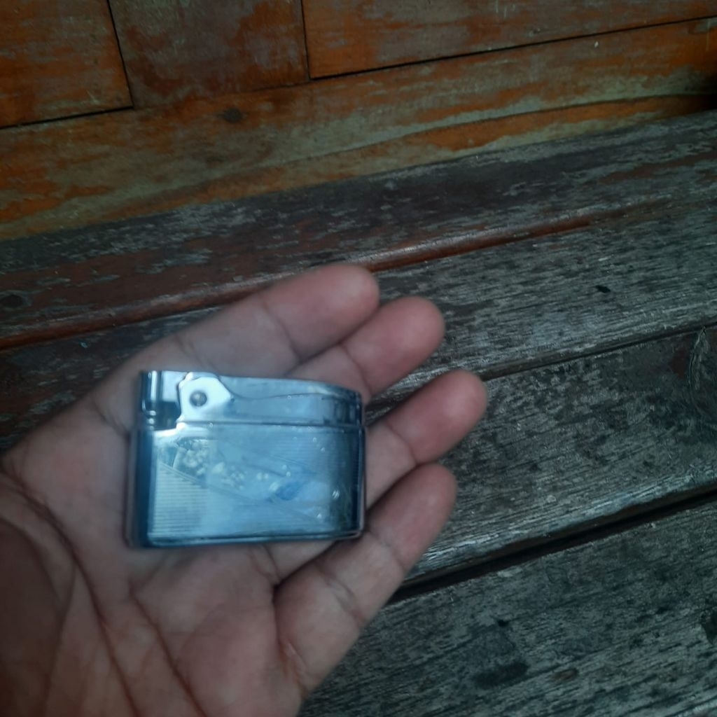 korek vintage ronson venus