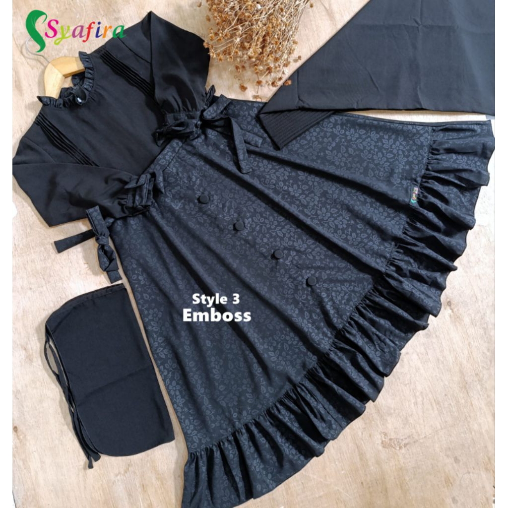 [Syafira Kids] Gamis Emboss Wolfis Black Set Jilbab Cadar Tali