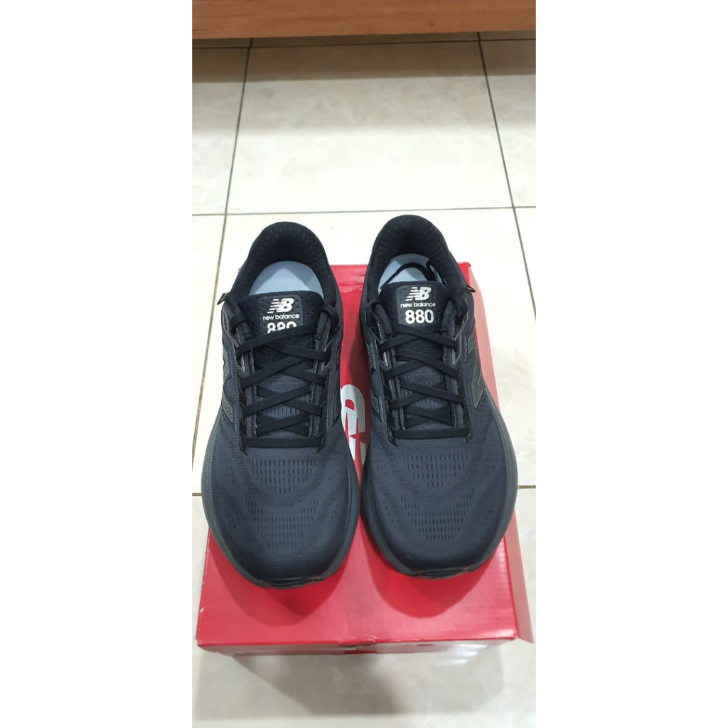 (New Ori dari store jepang) New Balance Fresh Foam X 880 V15 Men’s Running Shoes (Black)