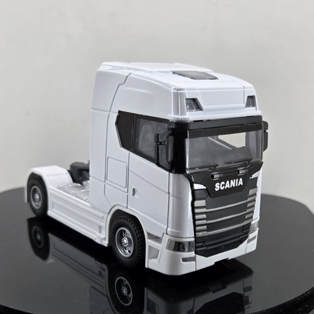 Diecast Truk Scania 770S niatur Mobil Kepala Truk Kontainer Skala 1:50