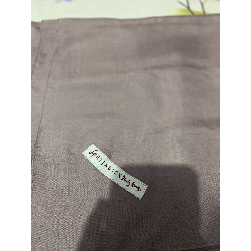 Hijabic X Dianty Annisa Hijab Plain Paris Voal Premium