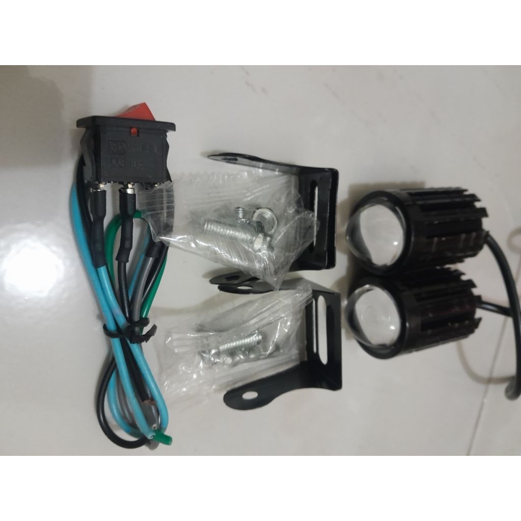 paket lampu sorot 2warna