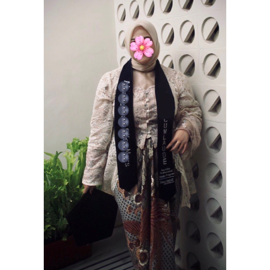 preloved set kebaya wisuda/lamaran