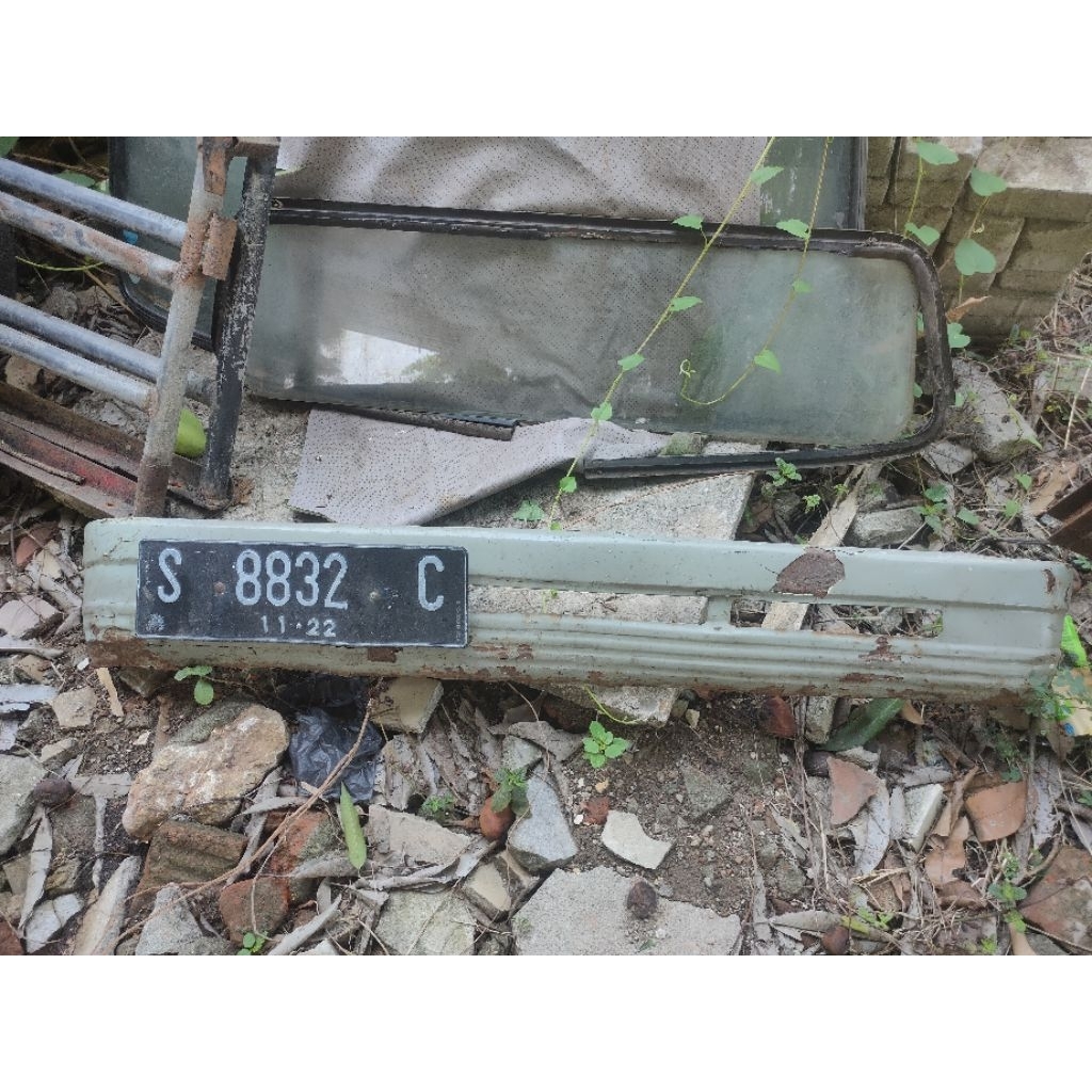 bemper colt t120 original