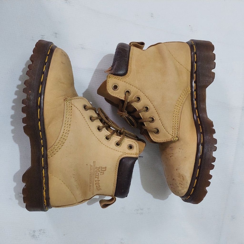 Dr.Martens Saxon 939