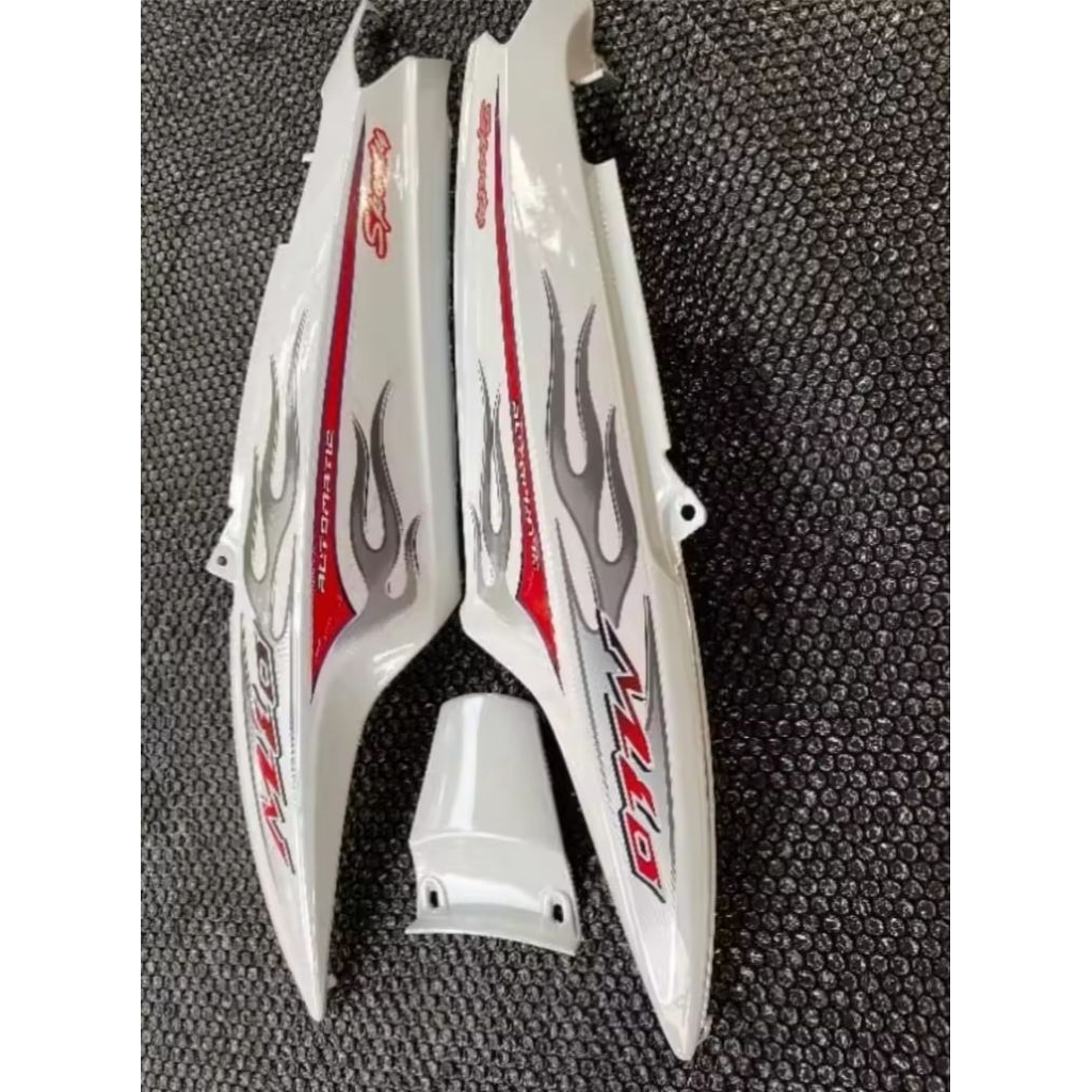 Body cover bodi mio lama mio sporty warna putih set striping