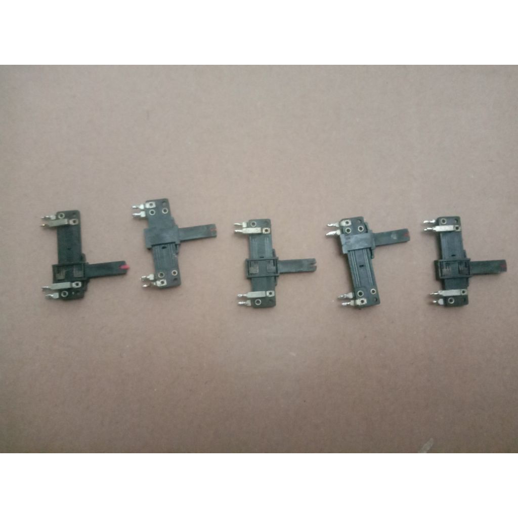 Potensio Geser Copotan Equalizer Polytron.