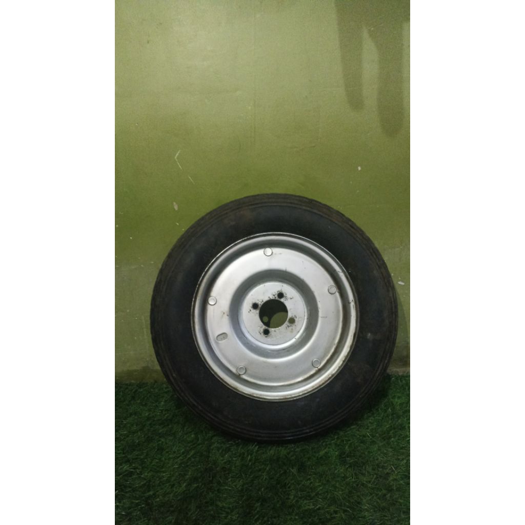 velg ring 10 vespa vbb/ bajaj