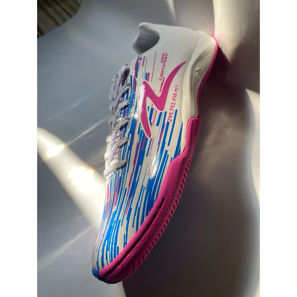 specs lightspeed reborn