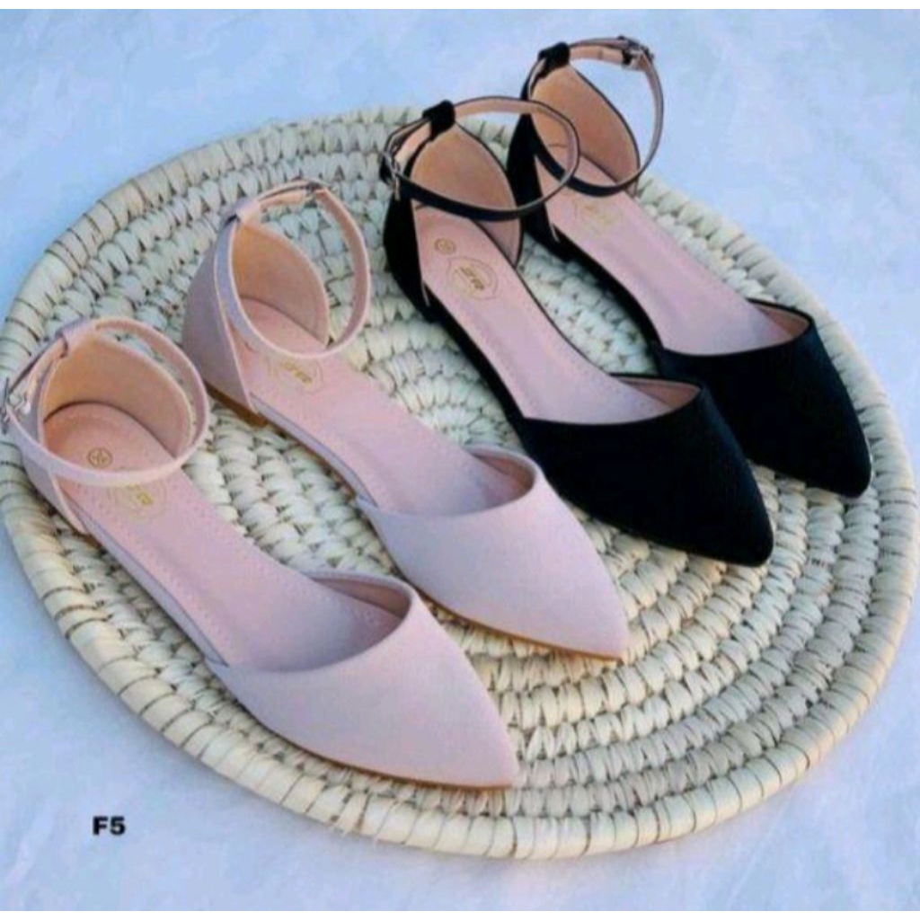 Sepatu Flat Shoes tali belakang bahan buludru tebal